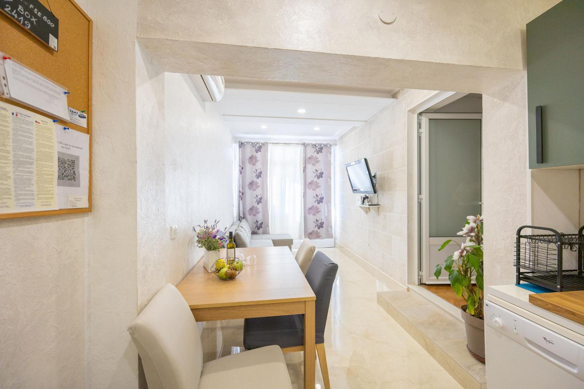 Apartments Tanja Baška Voda Extérieur photo